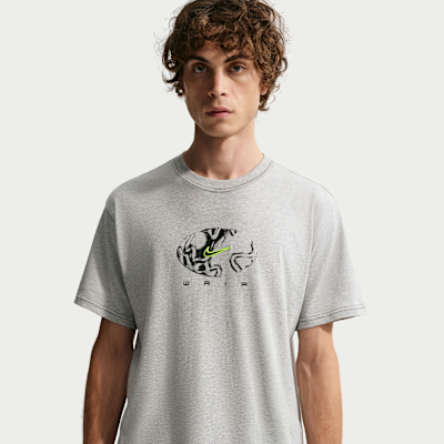Nike SB Skate T-Shirt. Nike.com